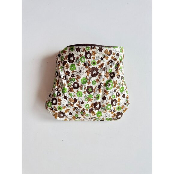 Handmade BATAVIA BY SIL Embellished Cotton Felt Rosette Wristlet Pouch - Picture 8 of 9